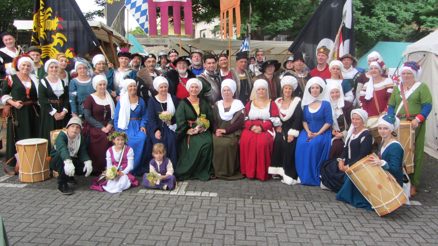 Fünf Schneeballen